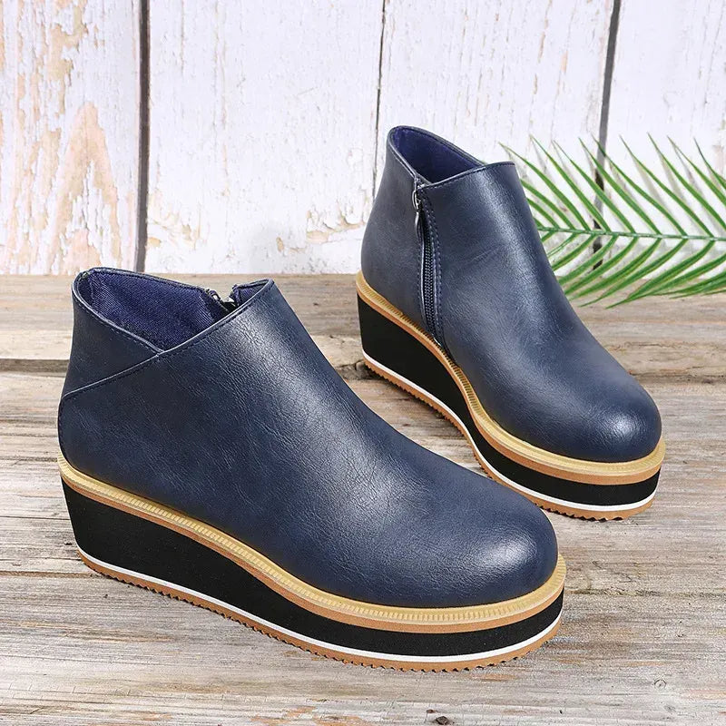 Women's Embossed Wedge Zip-Up Shoes