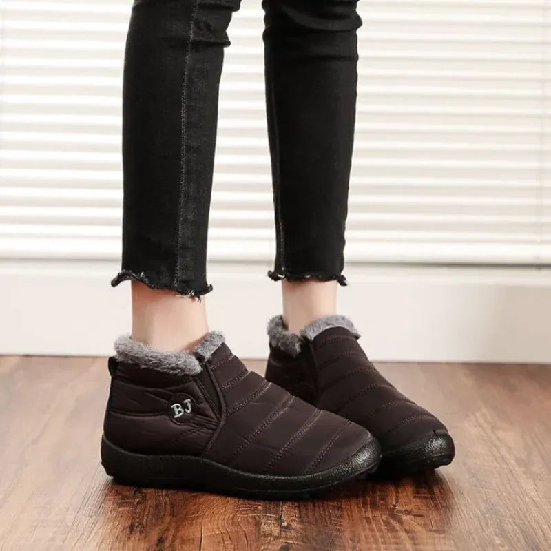 Women's Plush-Lined Winter Ankle Boots
