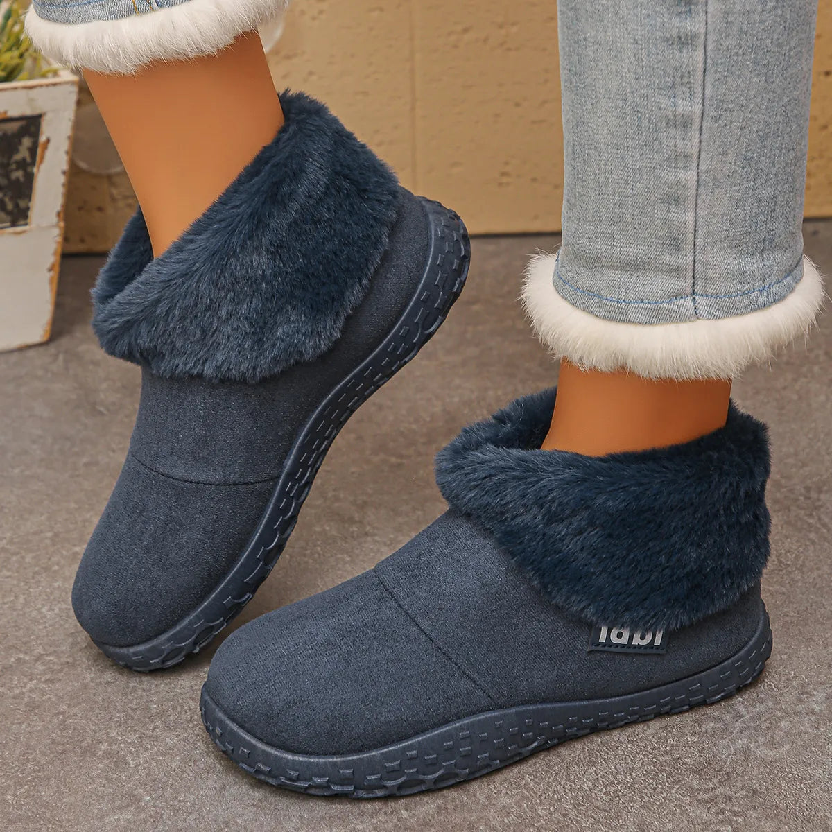 Women's Cosy Plush-Lined Winter Mules