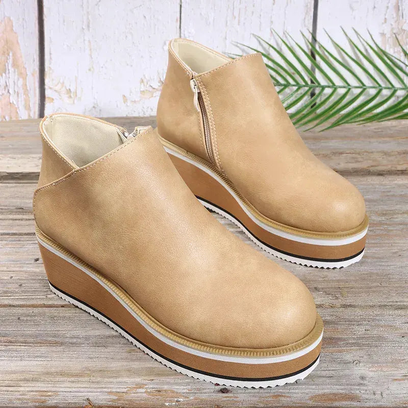 Women's Embossed Wedge Zip-Up Shoes