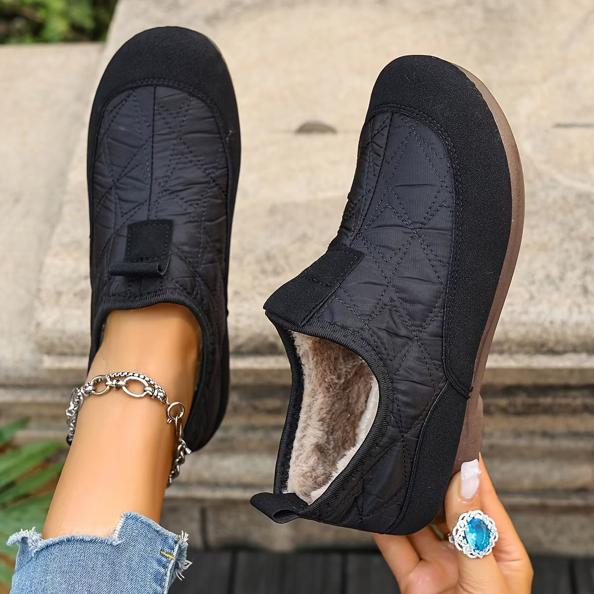Women's Buckle Detail Winter Flats