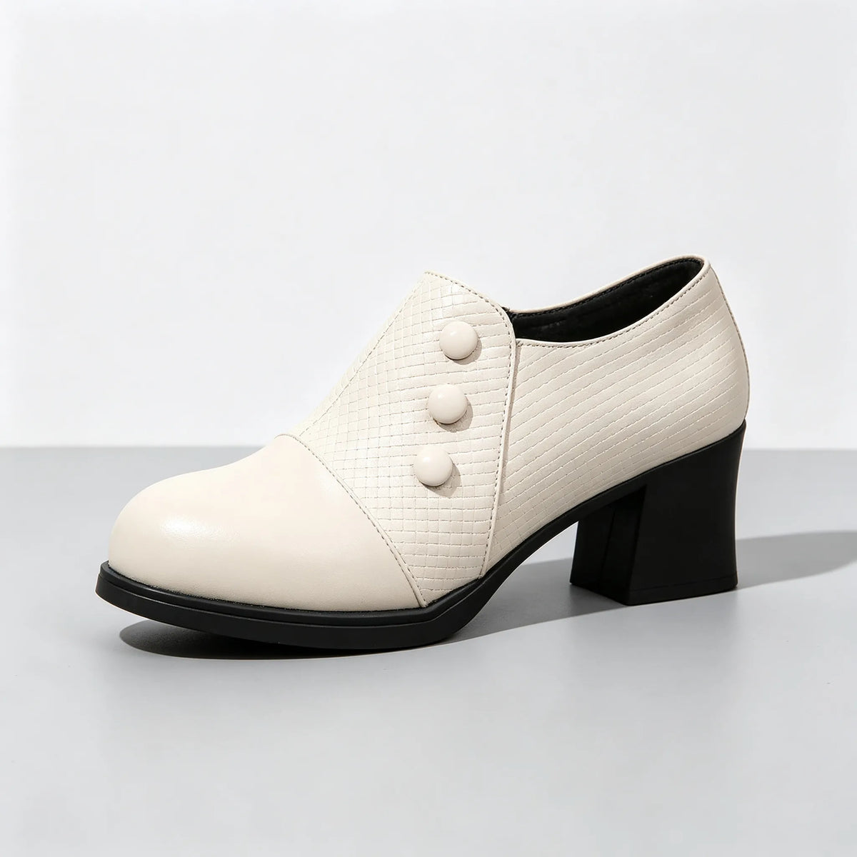 Women's Textured Button Chunky Heel Shoes