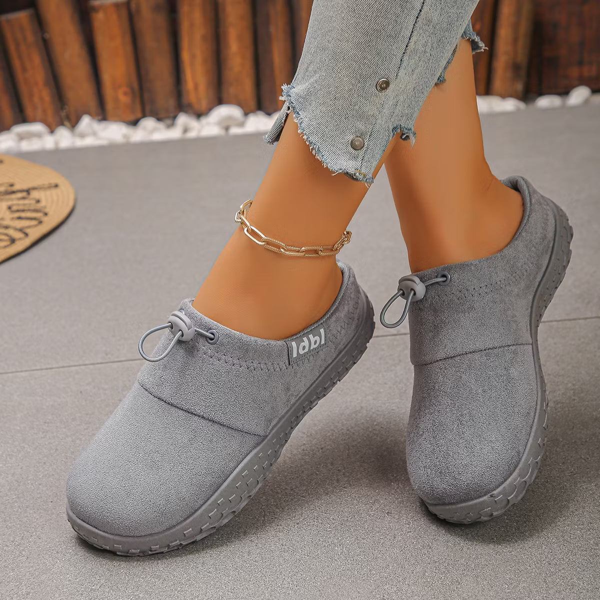 Women's Lightweight Round Toe Slip-On Shoes