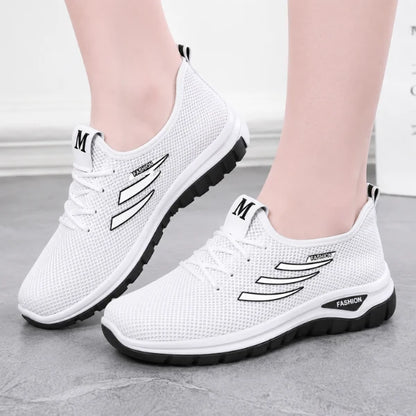 Women's Lightweight Mesh Lace-Up Trainers