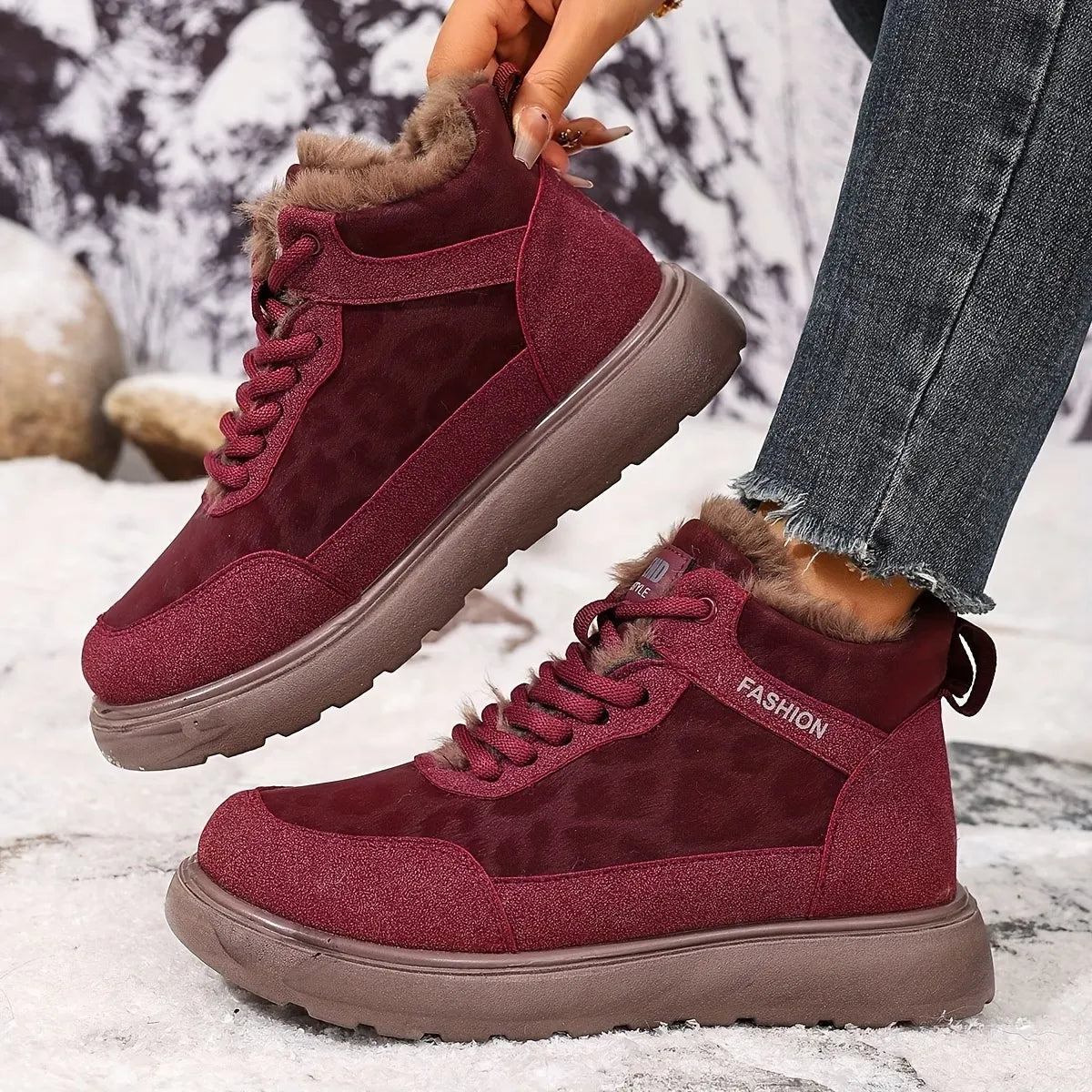 Women's Cosy Faux Fur Lace-Up Winter Boots