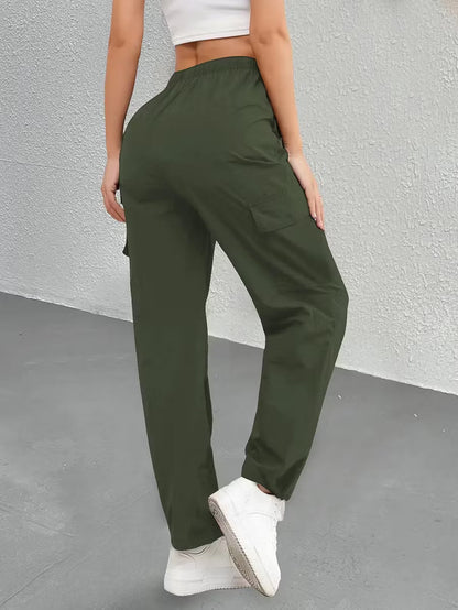 Women’s Straight-Leg Multi-Pocket Cargo Trousers