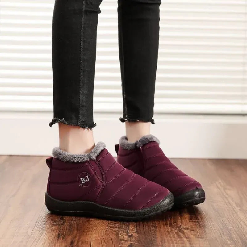 Women's Plush-Lined Winter Ankle Boots