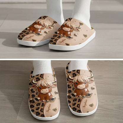 Cosy Highland Cow Plush Slippers