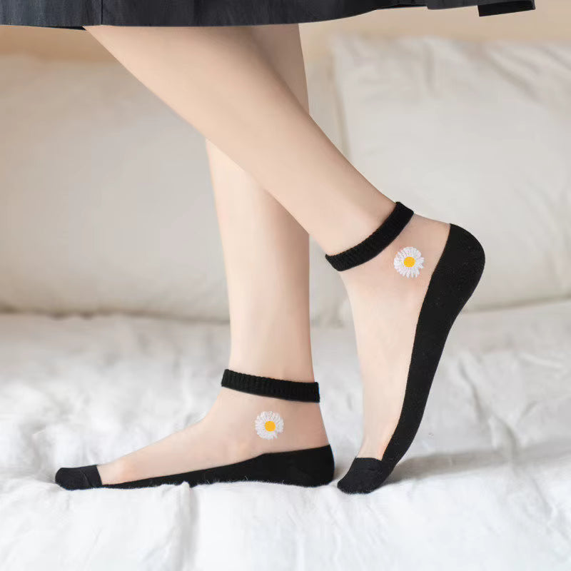 Women's Sheer Daisy Mesh Ankle Socks