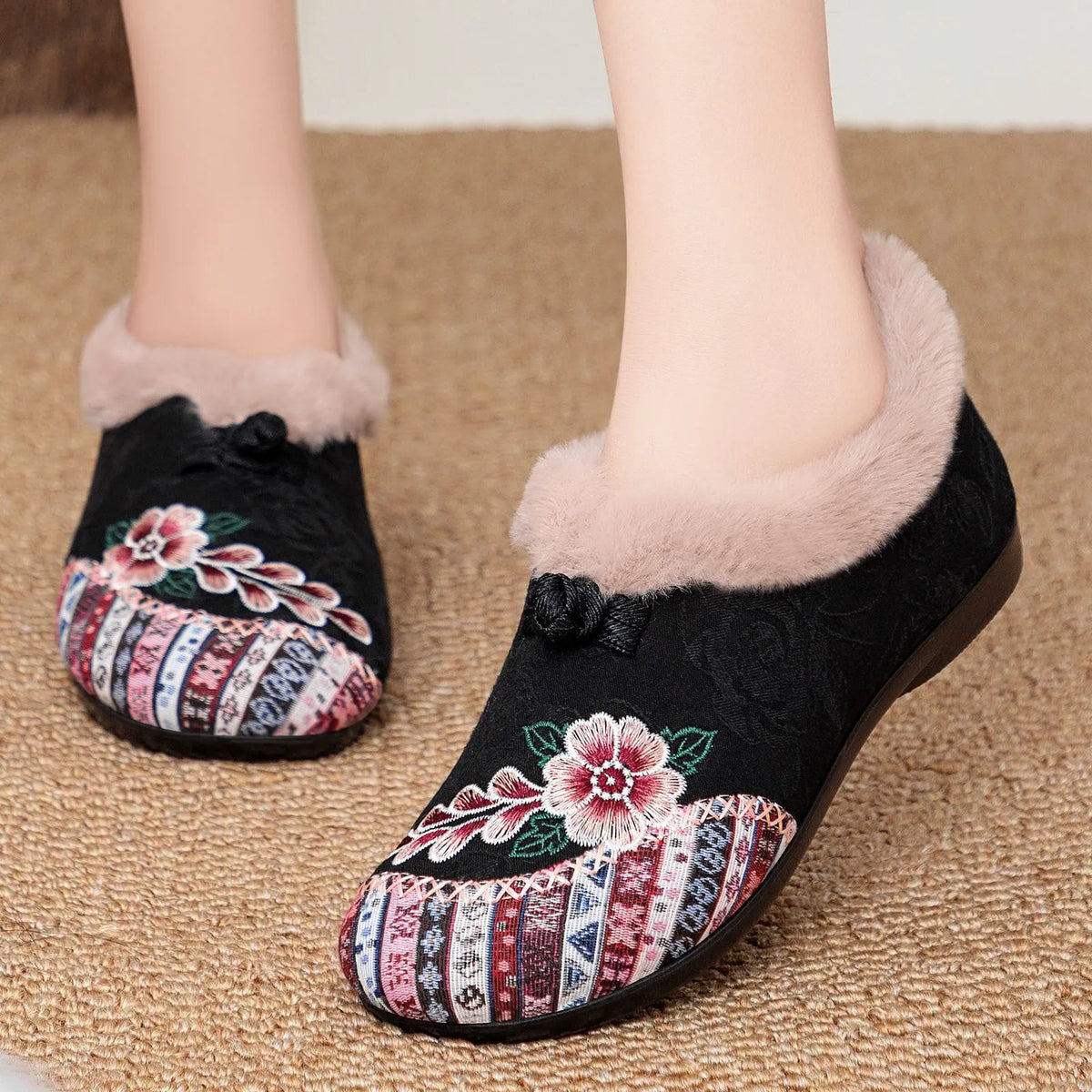 Women's Easy Slip-On Walking Shoes