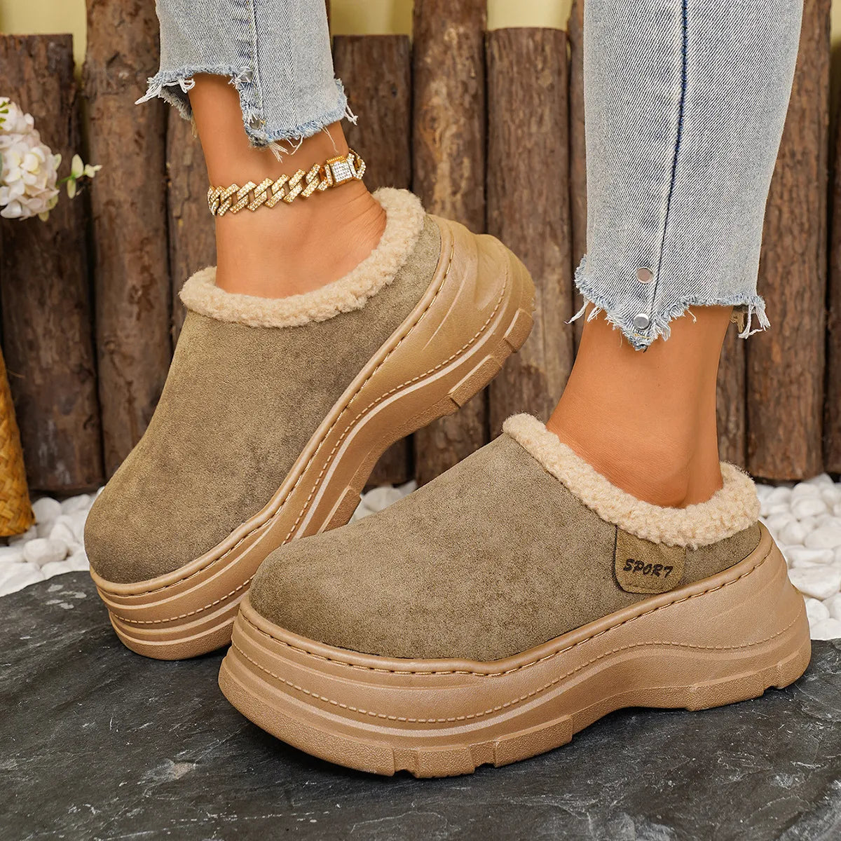 Women's Cosy Plush-Lined Platform Slippers