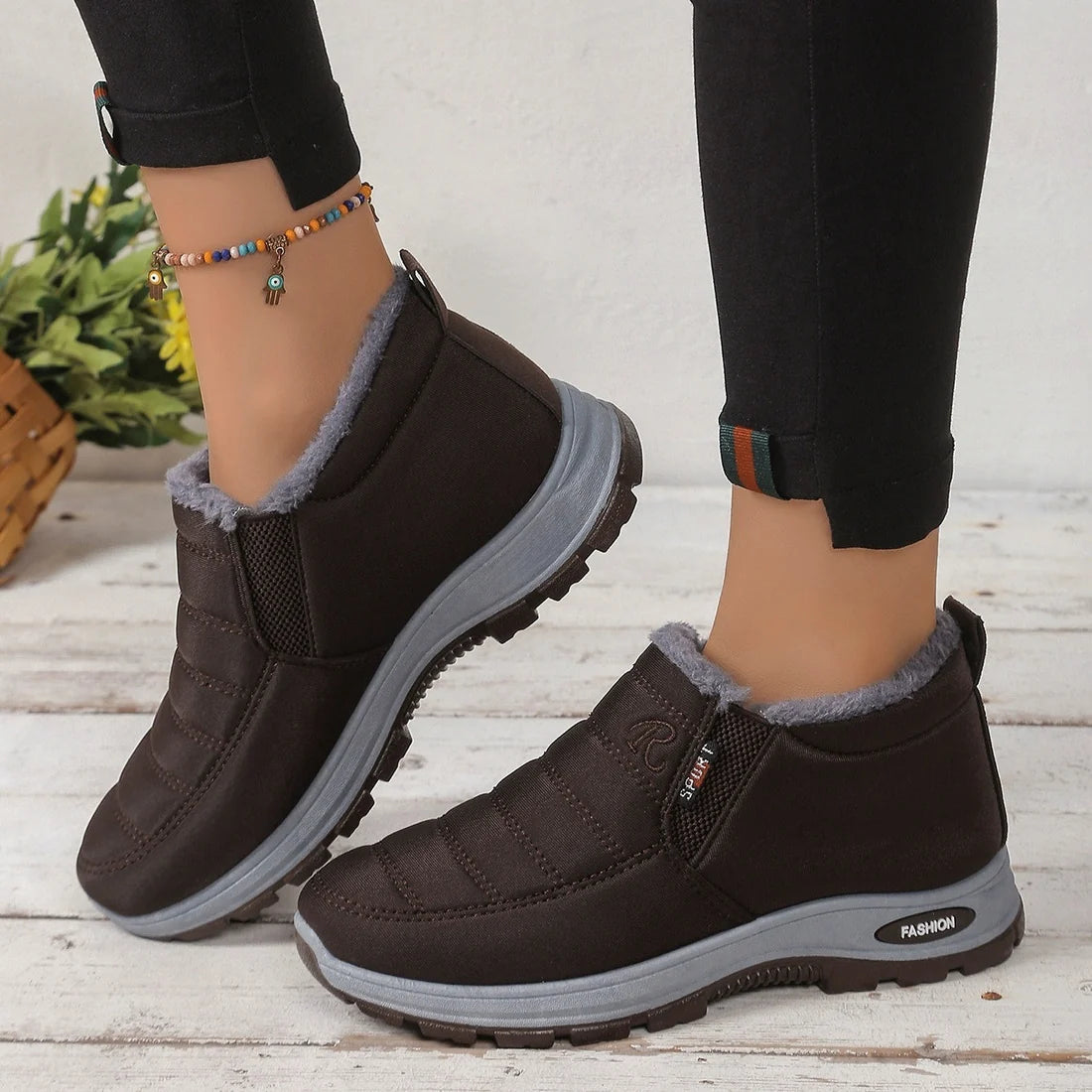 Unisex Plush Lined Winter Boots