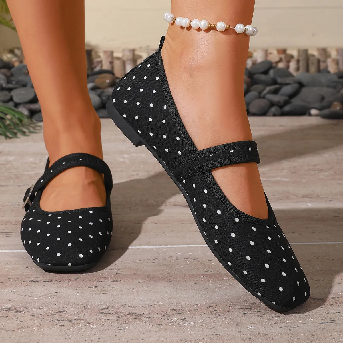 Women's Buckle Strap Mary Jane Flats