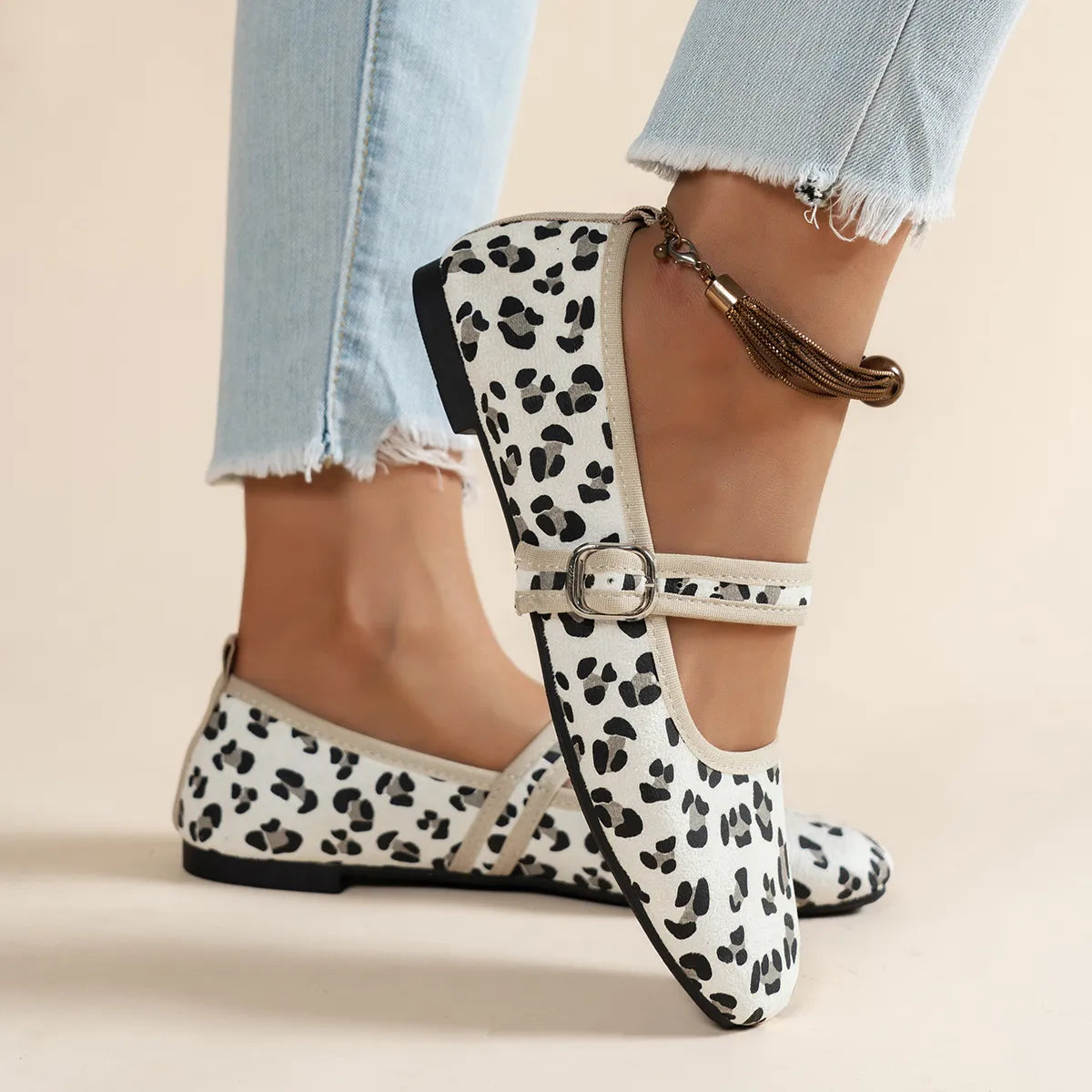 Women's Buckle Strap Mary Jane Flats