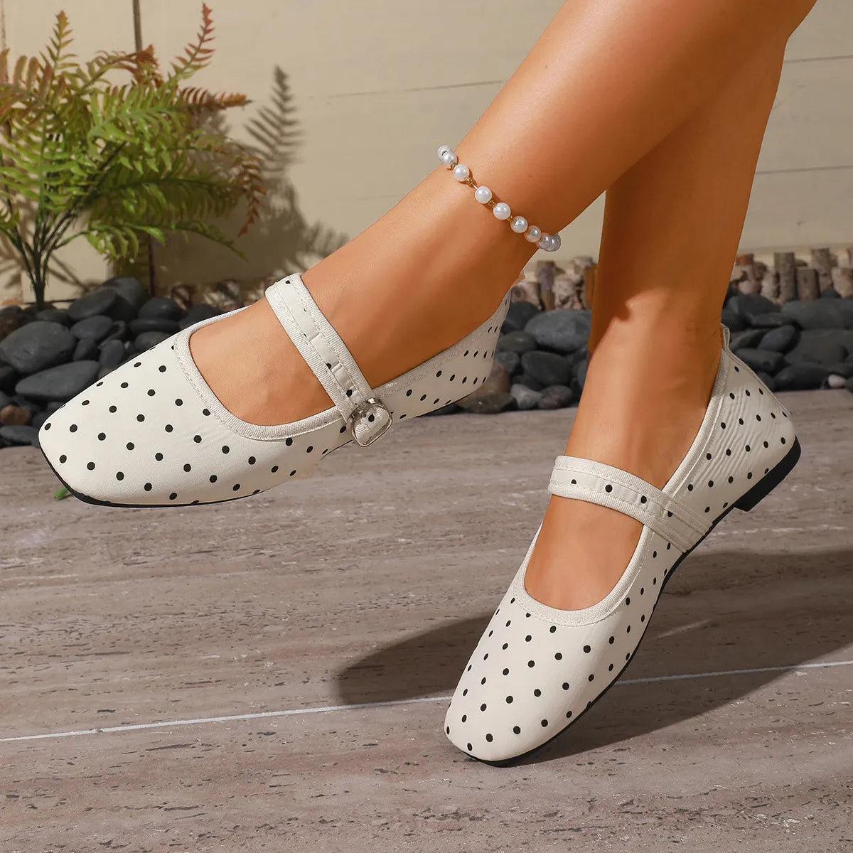 Women's Buckle Strap Mary Jane Flats