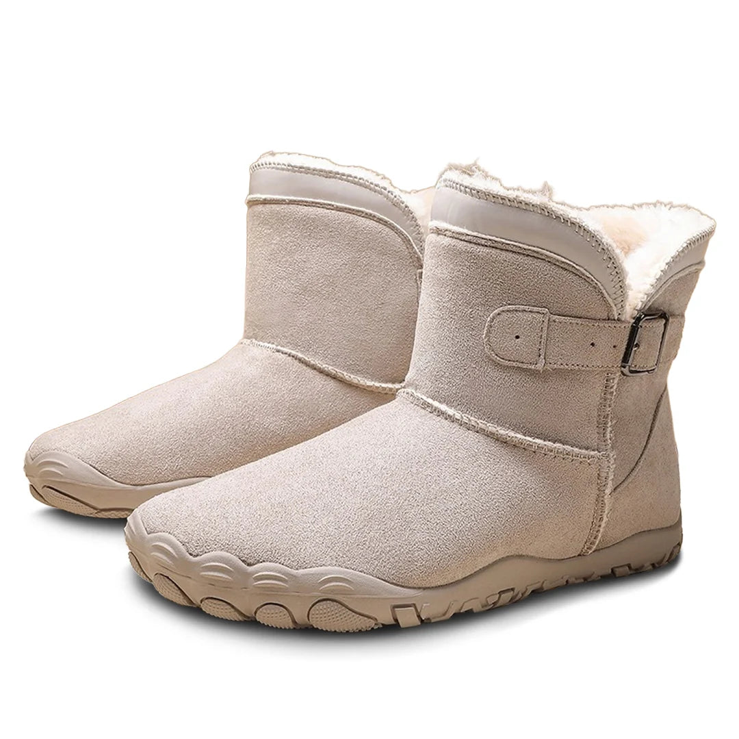 Plush-Lined Wide-Toe Winter Boots