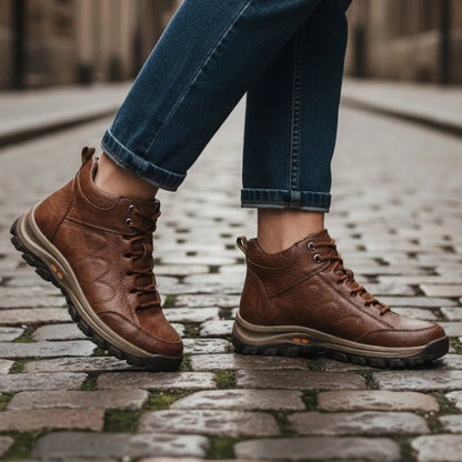 Men's Wide-Fit Lace-Up Walking Shoes