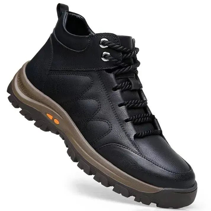 Men's Wide-Fit Lace-Up Walking Shoes