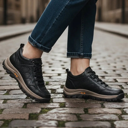 Men's Wide-Fit Lace-Up Walking Shoes