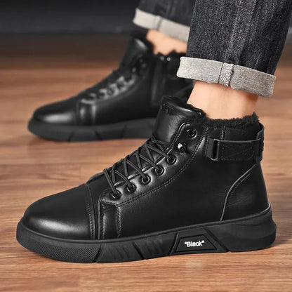 Men’s Leather-Look Fleece-Lined Chukka Boots
