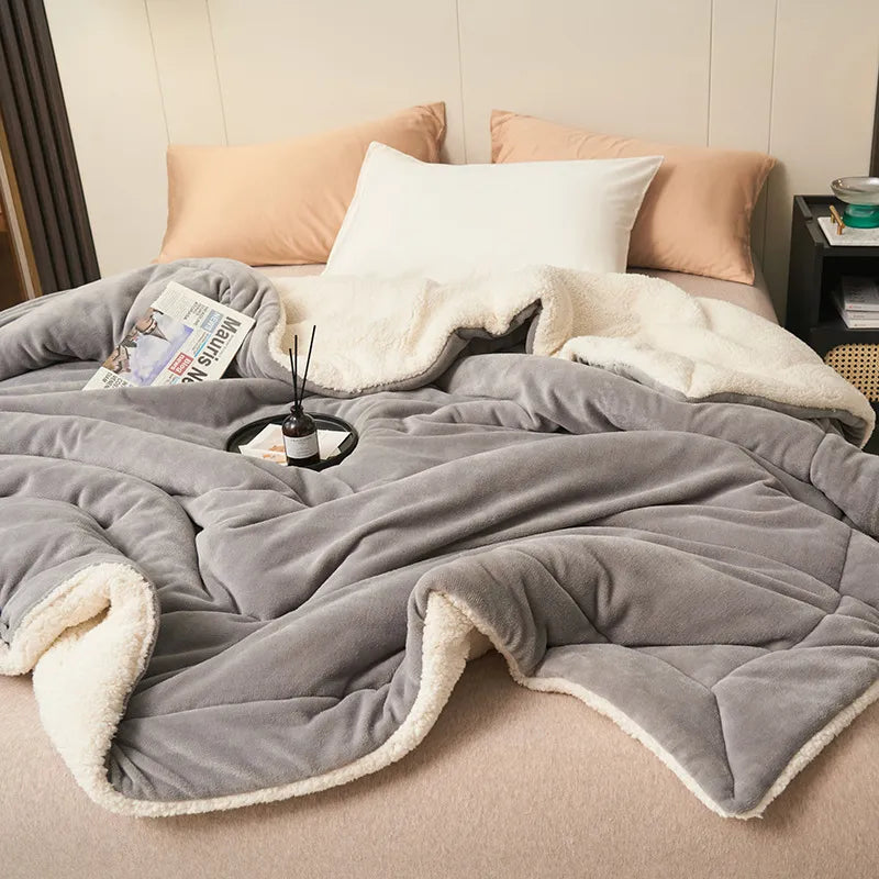 Double-Layer Velvet & Fleece Blanket