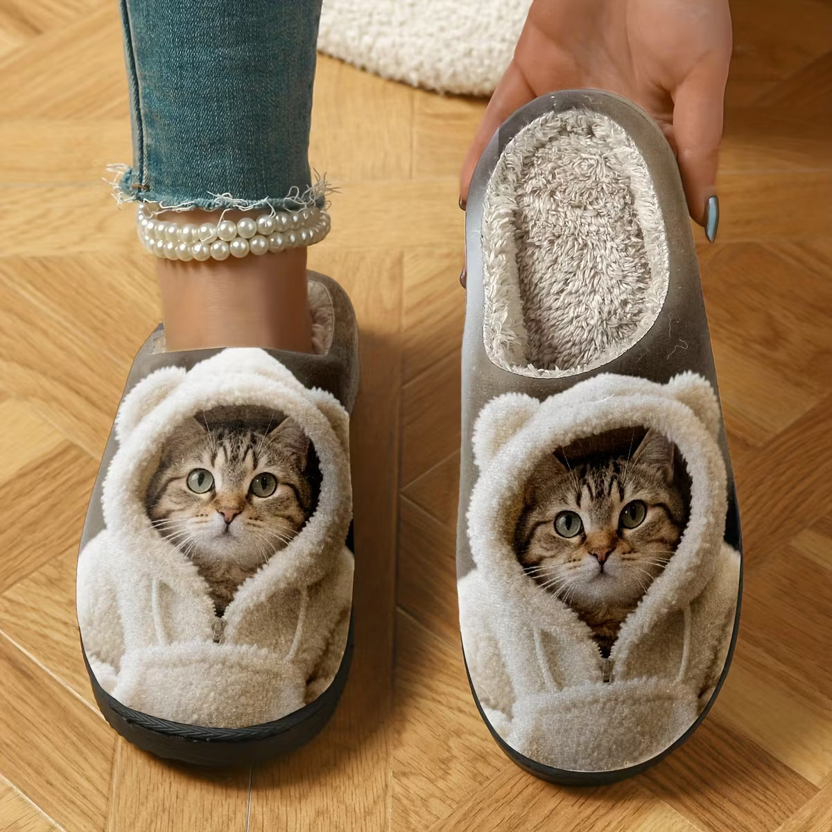 Women's 3D Cat Plush Slip-On Slippers