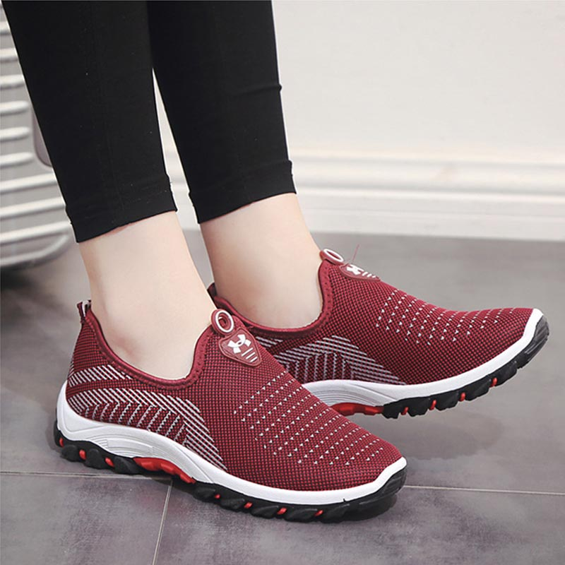 2020 fashion: Casual Breathable Mesh Sneakers