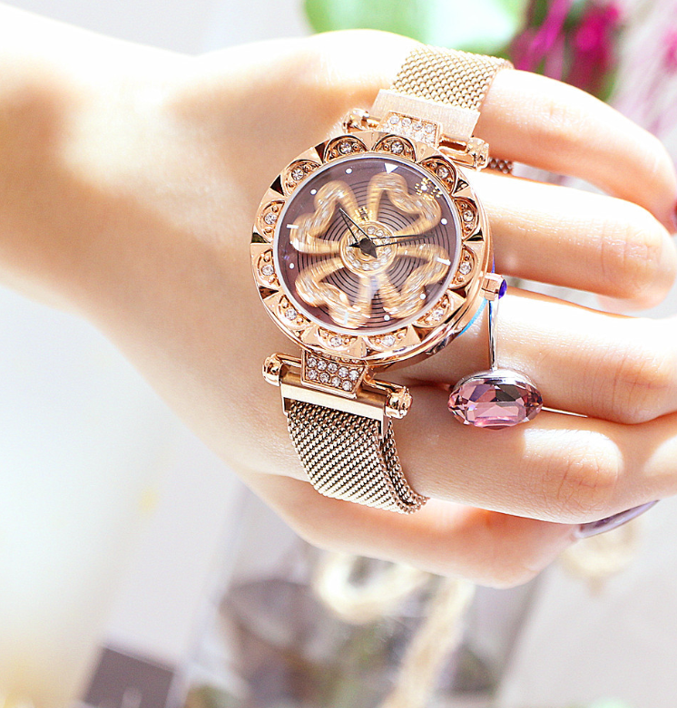 Luxury Lucky Clover Rotating Watch