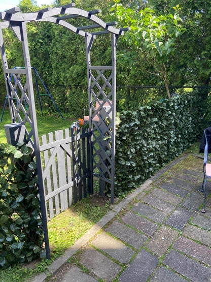 Expandable Faux Privacy Fence