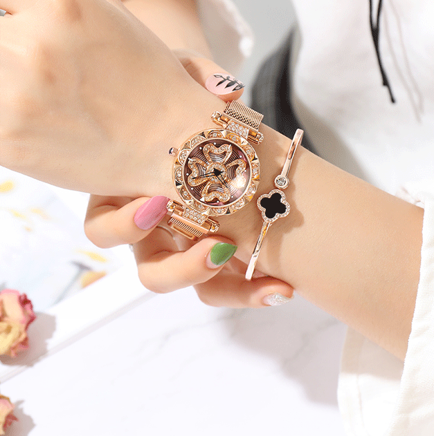 Luxury Lucky Clover Rotating Watch