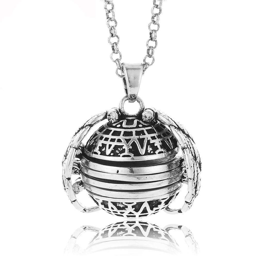 Expanding Photo Locket ( BUY 1 & GET 1 FREE TODAY! )