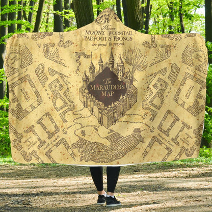 THE MARAUDER'S MAP GLOW IN THE DARK HOODED BLANKET