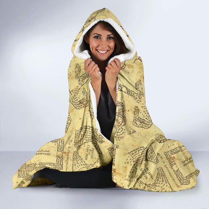 THE MARAUDER'S MAP GLOW IN THE DARK HOODED BLANKET