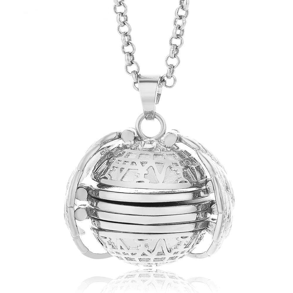 Expanding Photo Locket ( BUY 1 & GET 1 FREE TODAY! )